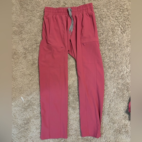 Wonderwink Pink Scrub Set - Picture 4 of 5